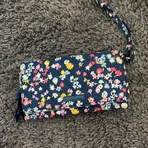Vera bradley wallet